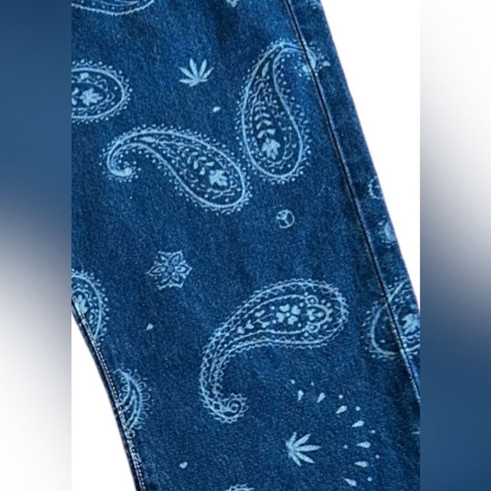 Levi’s x Snoop Dogg Lot 420 Paisley Jeans NWT 32x32 / 36x32 - Picture 11 of 11